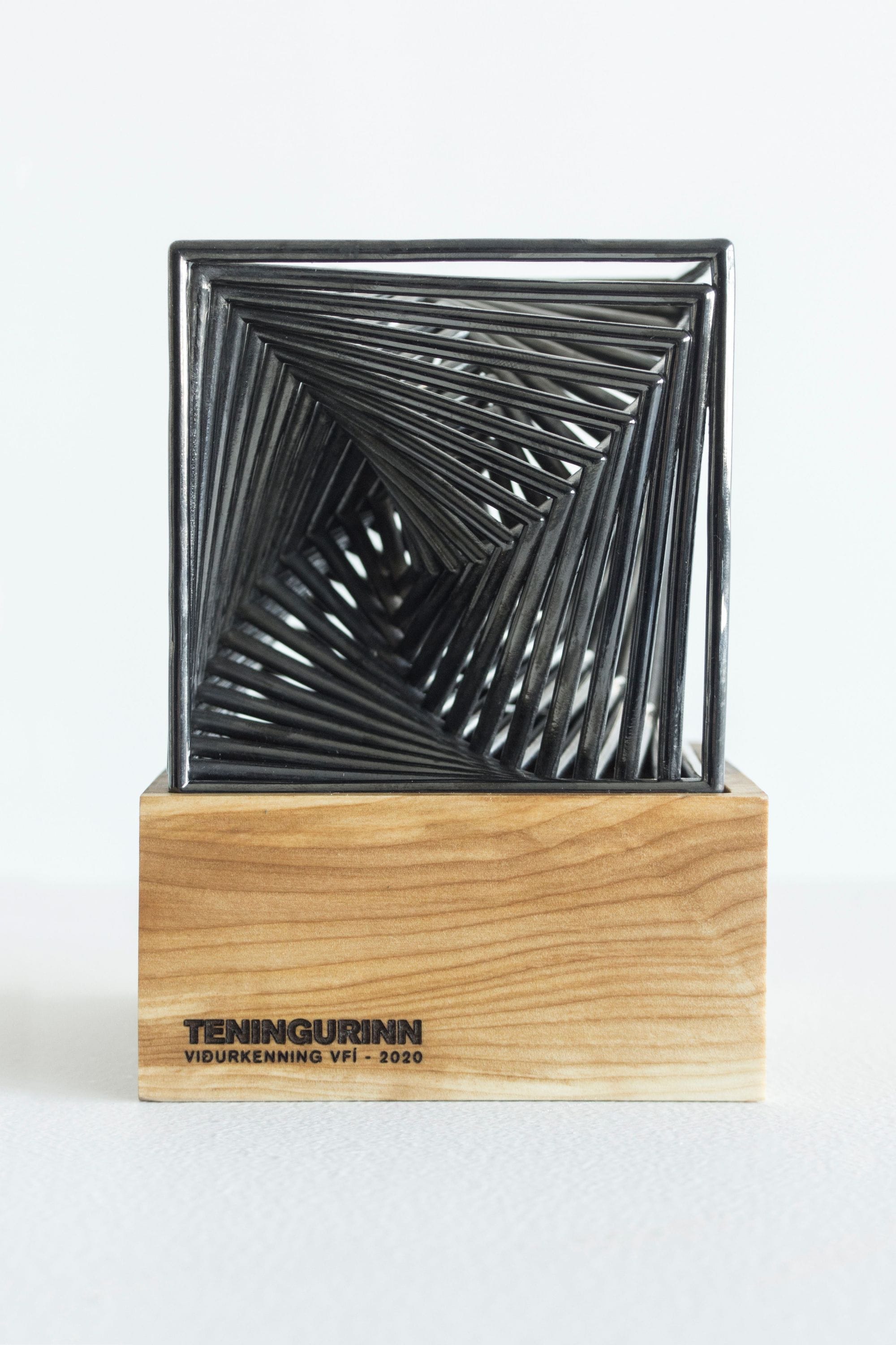 Teningurinn verðlaunagripur